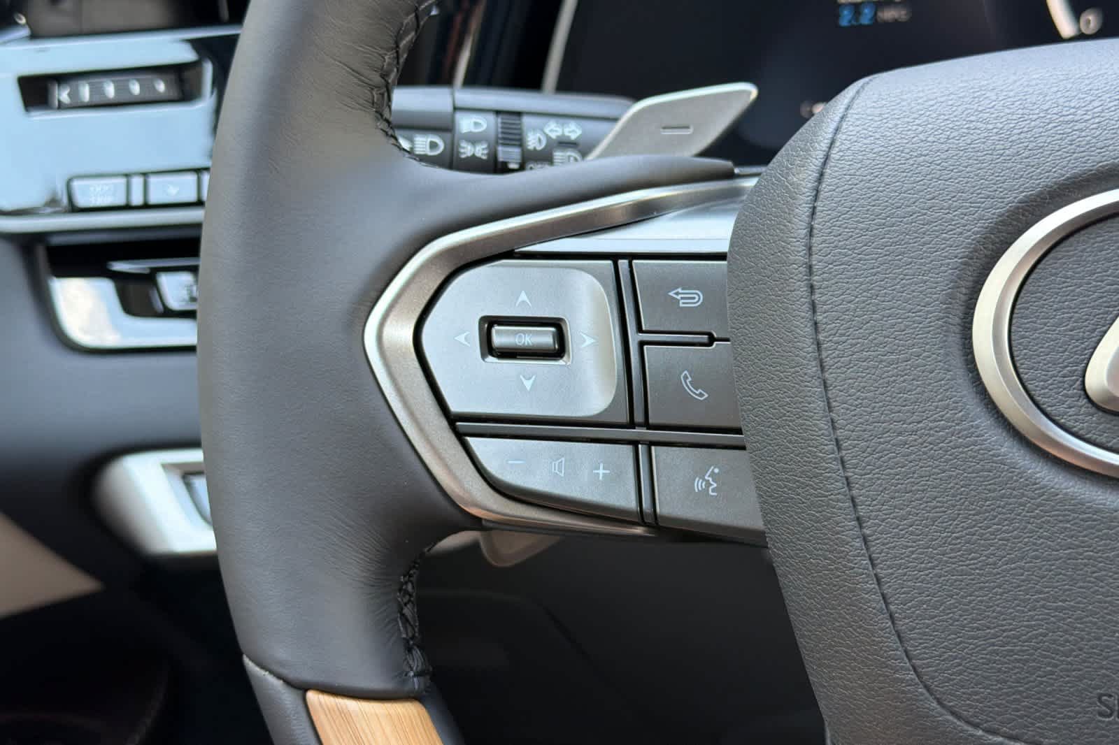 New 2026 Lexus RX 350 Premium Plus w/ Accessory Package (Z1) FWD image 26
