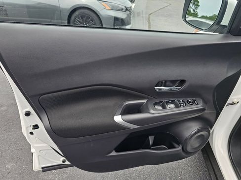 Used 2024 Nissan Kicks SV FWD image 12