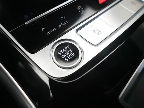 New 2026 Audi Q8 Premium Plus image 32