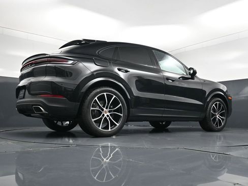 New 2026 Porsche Cayenne Coupe AWD/4WD image 24