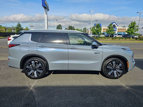 New 2026 Mitsubishi Outlander SEL AWD/4WD image 4