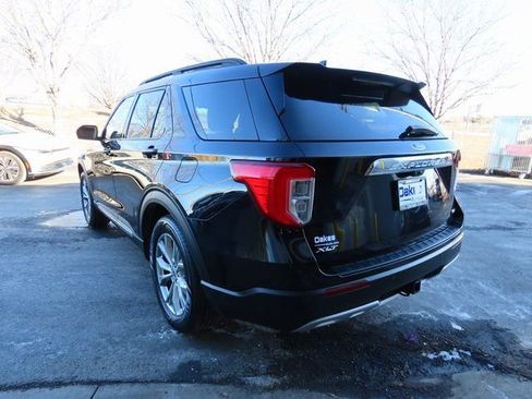 Used 2020 Ford Explorer XLT w/ Equipment Group 202A image 5