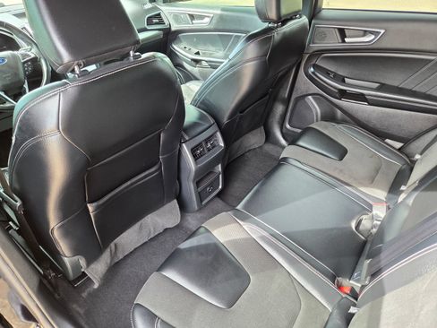Used 2022 Ford Edge ST AWD/4WD image 25