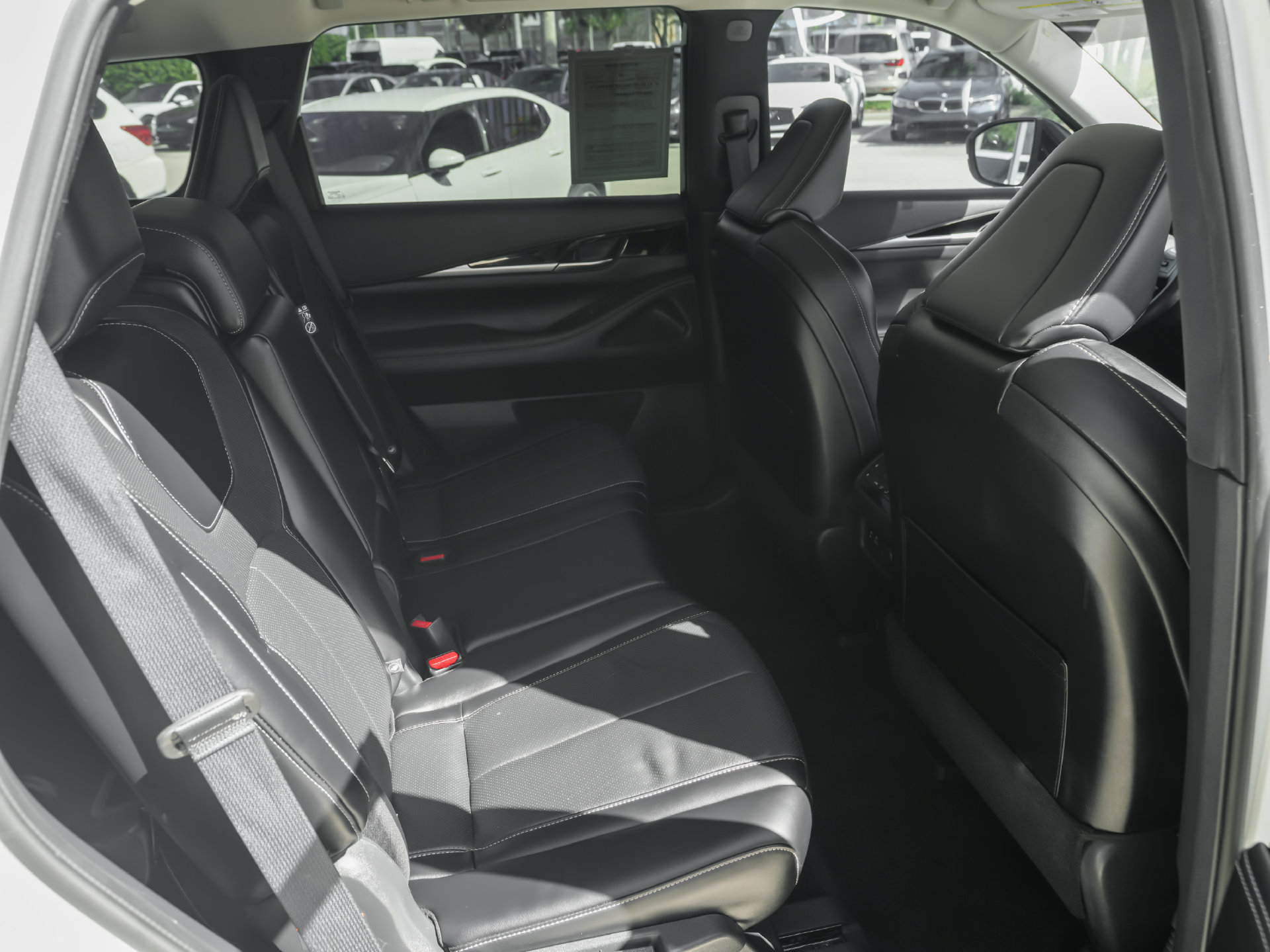 Certified 2024 INFINITI QX60 Pure FWD image 8