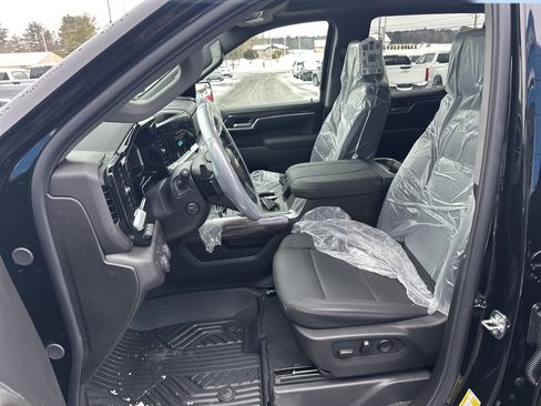 New 2026 Chevrolet Silverado 1500 LTZ w/ LTZ Premium Package image 7