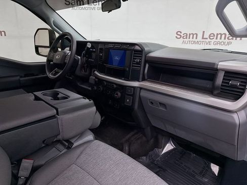 Used 2024 Ford F350 XL w/ XL Chrome Package image 28