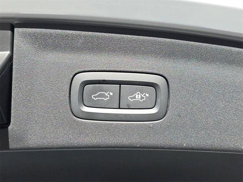 Used 2022 Polestar Polestar 2 w/ Pilot Package image 18