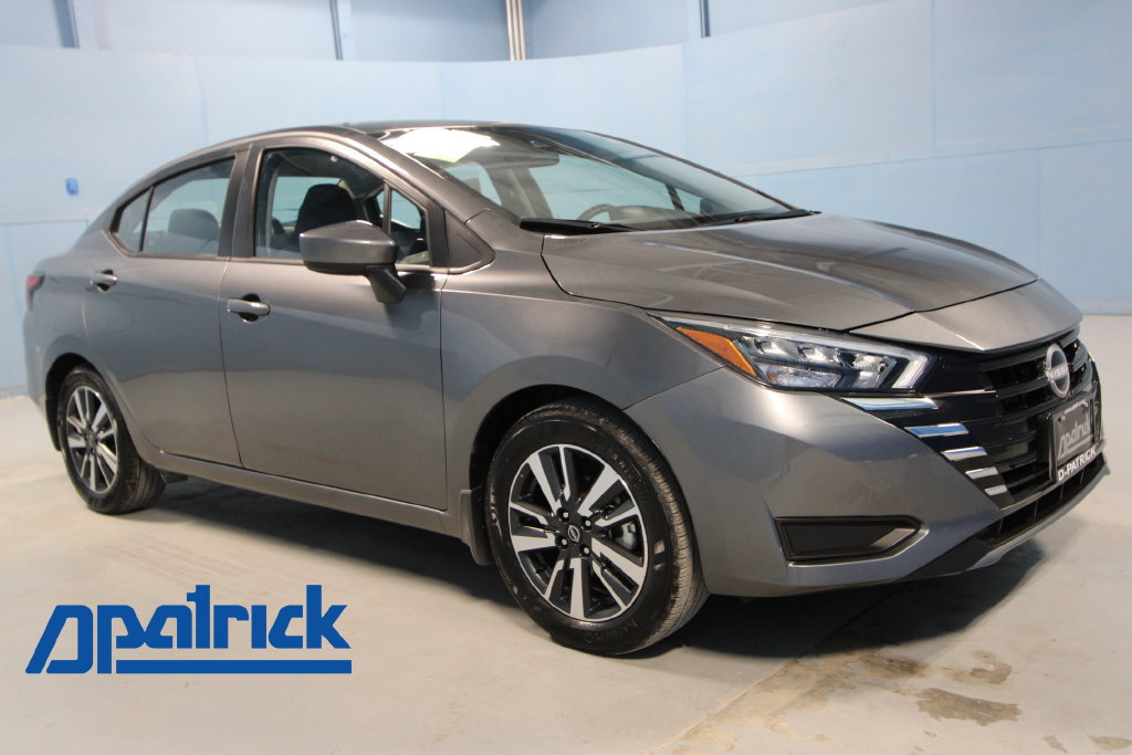 Used 2025 Nissan Versa SV w/ Trunk Package FWD image 1