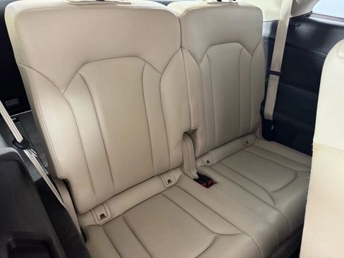 Used 2017 Audi Q7 3.0T Premium Plus image 41
