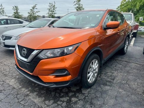 Used 2021 Nissan Rogue Sport S FWD image 3