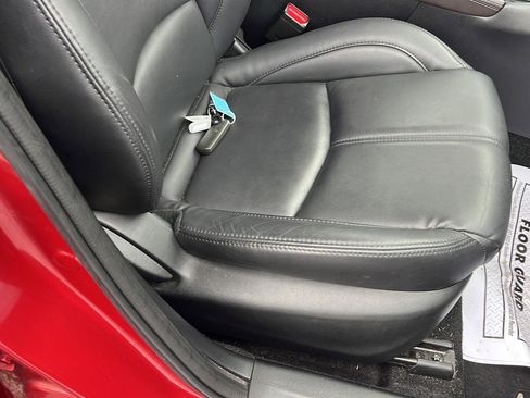 Used 2018 MAZDA MAZDA3 Touring image 19