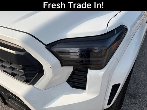 Used 2024 Toyota Tacoma TRD Sport w/ TRD Sport Upgrade Package RWD image 4