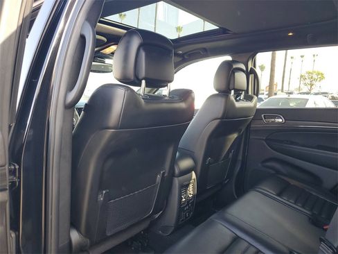 Used 2019 Jeep Grand Cherokee Limited X image 14