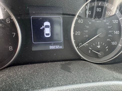 Used 2017 Hyundai Elantra SE w/ SE A/T Tech Package 03 image 5