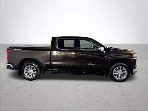 Used 2019 Chevrolet Silverado 1500 LTZ w/ LTZ Convenience Package AWD/4WD image 5