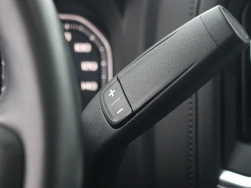 Used 2023 GMC Sierra 3500 Denali image 30