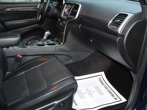 Used 2018 Jeep Grand Cherokee High Altitude image 17