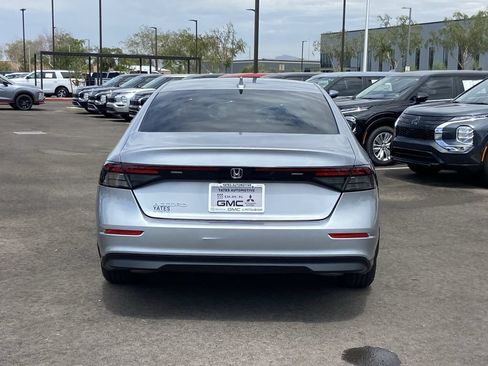 Used 2023 Honda Accord EX image 5