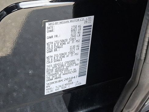 Certified 2023 Nissan Pathfinder Platinum w/ Cargo Package image 30