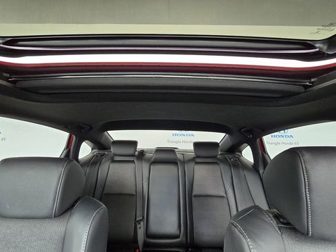 Used 2021 Honda Accord Sport image 11