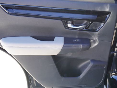 Used 2023 Honda CR-V EX-L image 18