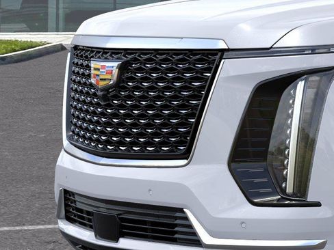 New 2026 Cadillac Escalade Luxury w/ LPO, Floor Liner Package RWD image 14