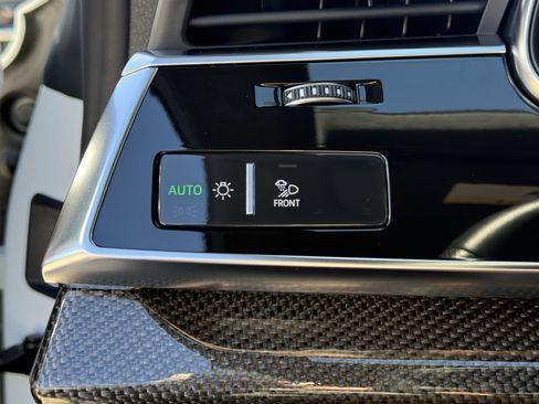 Used 2023 Audi SQ8 Prestige w/ Prestige Package image 25