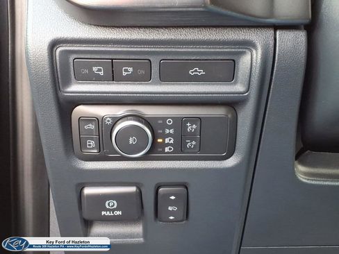 Used 2022 Ford F150 Lariat w/ Equipment Group 502A High image 18