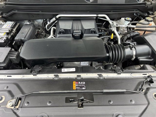 Certified 2024 GMC Canyon AT4 w/ Technology Package AWD/4WD image 21