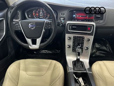 Used 2018 Volvo S60 T5 Dynamic w/ Vision Package image 25