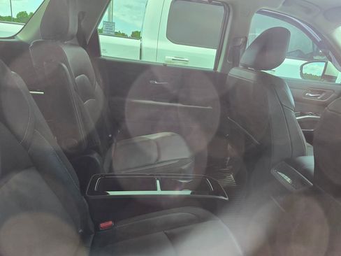 Used 2024 Nissan Pathfinder SL w/ SL Premium Package AWD/4WD image 5
