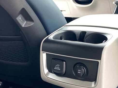 New 2026 Kia Carnival SX image 24