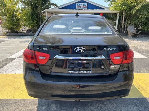 Used 2010 Hyundai Elantra w/ Comfort Pkg 2 image 6