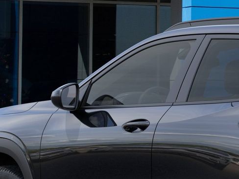 New 2026 Chevrolet Trax LT FWD image 12