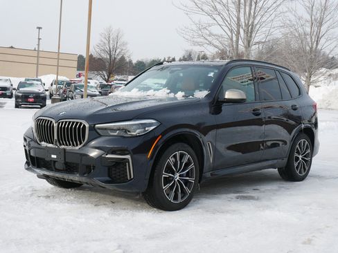 Used 2022 BMW X5 M50i image 3