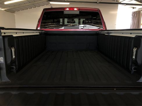 Used 2018 RAM 1500 Laramie w/ Convenience Group AWD/4WD image 12