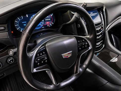 Used 2019 Cadillac Escalade Platinum AWD/4WD image 10
