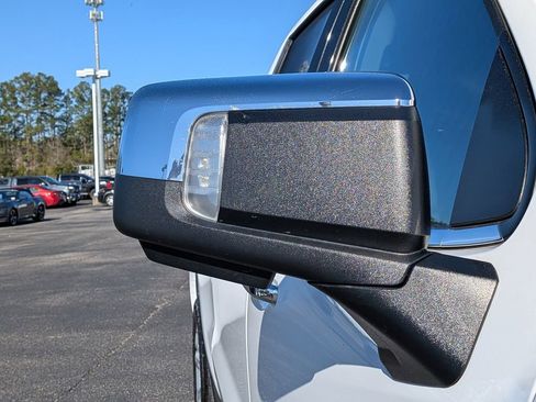 Used 2025 Chevrolet Silverado 1500 LTZ AWD/4WD image 14