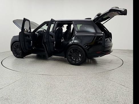 New 2026 Land Rover Range Rover SE AWD/4WD image 12