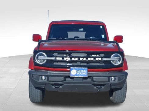 Used 2023 Ford Bronco Outer Banks AWD/4WD image 3