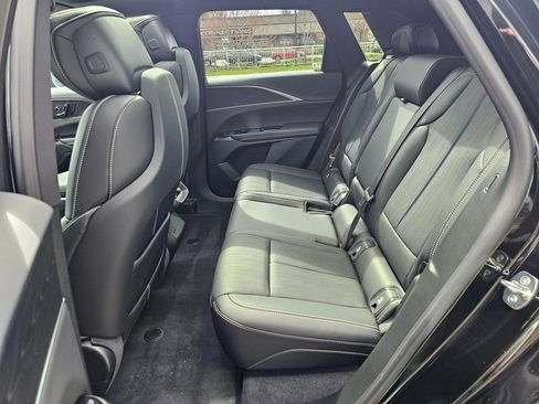 Used 2025 Cadillac Lyriq Sport RWD image 16