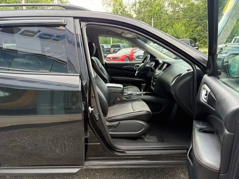 Used 2019 Nissan Pathfinder SV w/ Rock Creek Edition FWD image 29