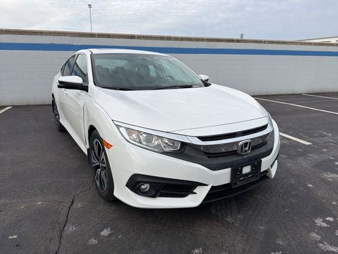 Used 2018 Honda Civic EX-L image 7