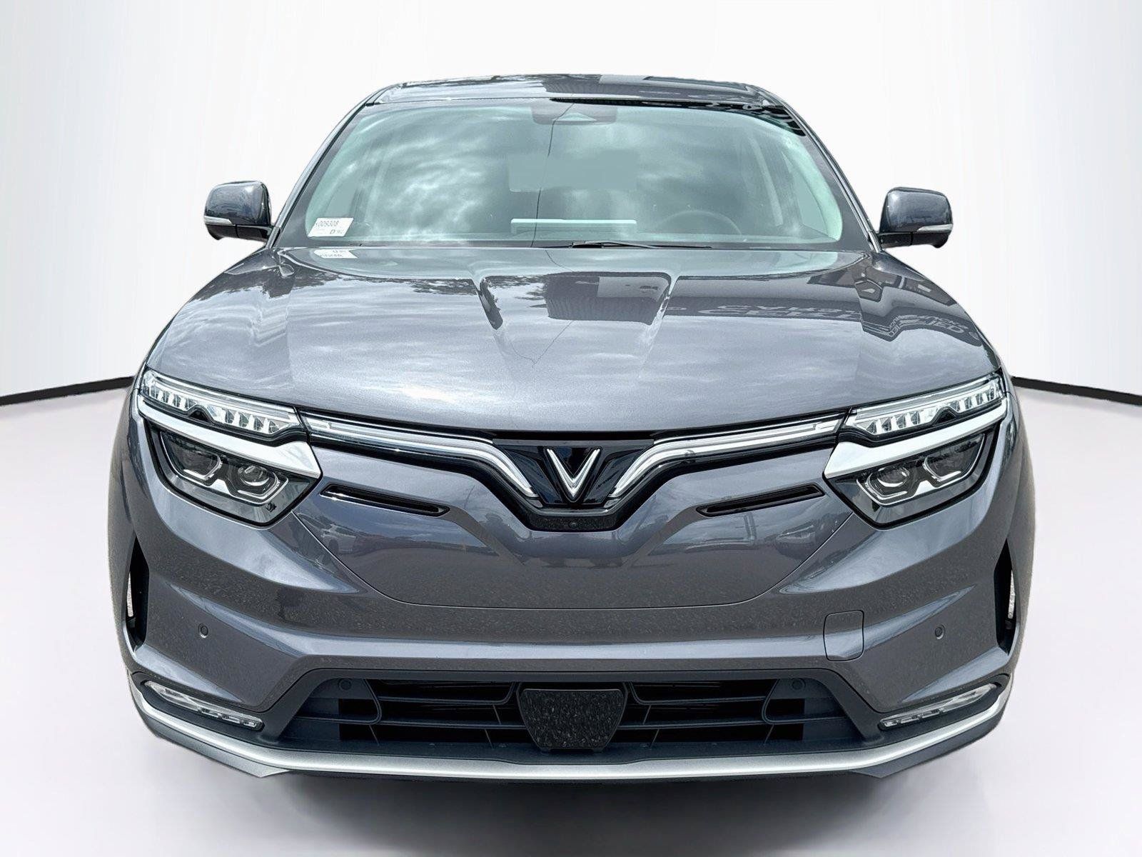 Used 2025 VinFast VF 8 Eco AWD/4WD image 8