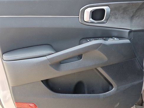 New 2025 Kia Sorento X-Line EX image 7