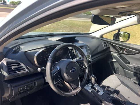 Used 2019 Subaru Crosstrek 2.0i Premium image 15