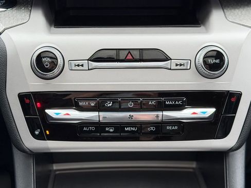 Used 2024 Ford Explorer Timberline w/ Timberline Technology Package AWD/4WD image 14