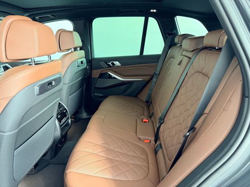 New 2026 BMW X5 xDrive40i w/ M Sport Package image 13