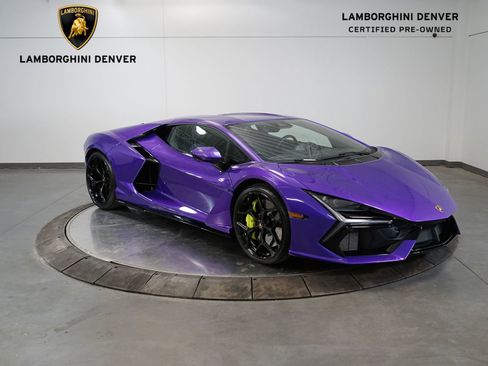 Used 2024 Lamborghini Revuelto image 7