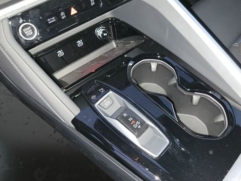 New 2025 Audi Q5 Premium Plus image 27